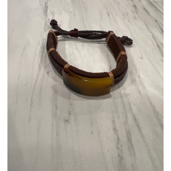 Men’s Leather Agate Adjustable Bracelet - Picture 2 of 6